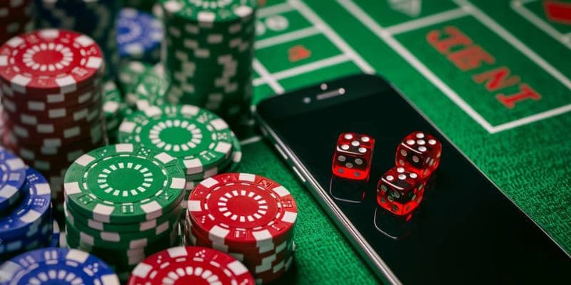 Chơi tài xỉu bị bắt không?